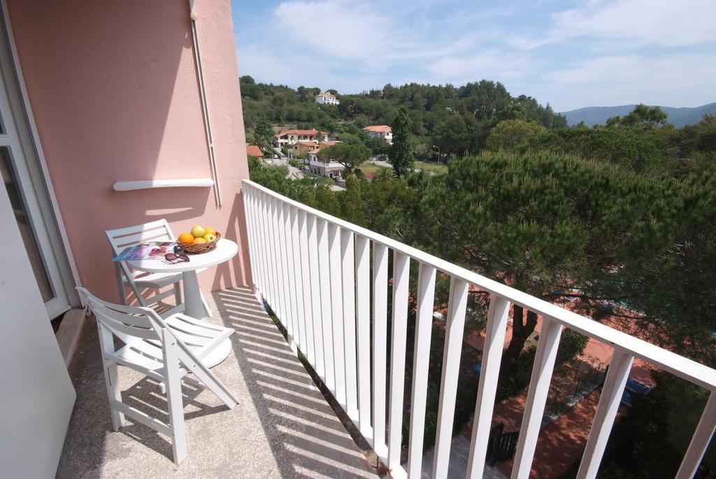 Residence Elite Marina di Campo Bagian luar foto