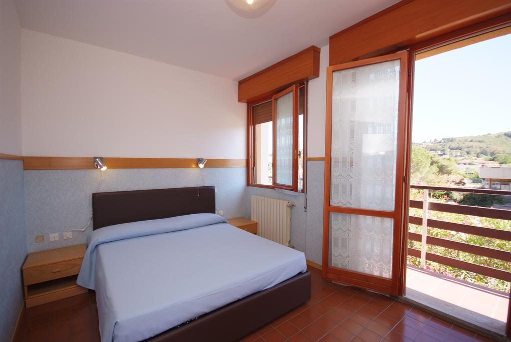 Residence Elite Marina di Campo Ruang foto
