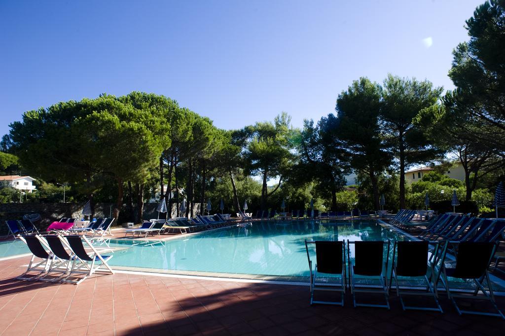 Residence Elite Marina di Campo Bagian luar foto
